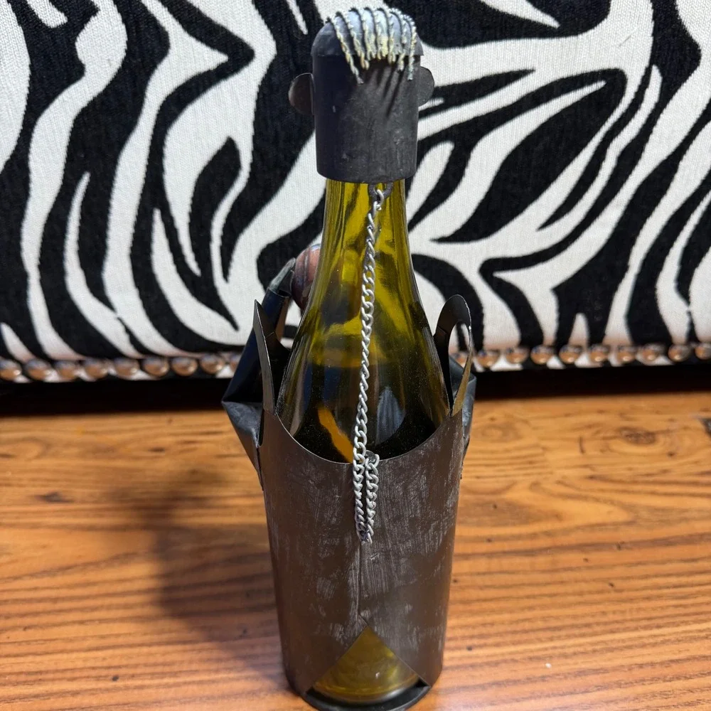 Vintage Metal Basketball Player Wine Bottle Caddy Holder Jersey 7 Sports Decor